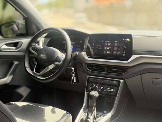 VOLKSWAGEN-T-CROSS-2025