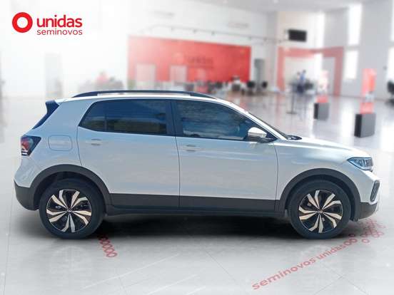 VOLKSWAGEN-T-CROSS-2024