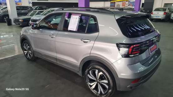 VOLKSWAGEN-T-CROSS-2024