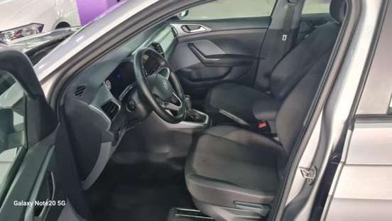 VOLKSWAGEN-T-CROSS-2024