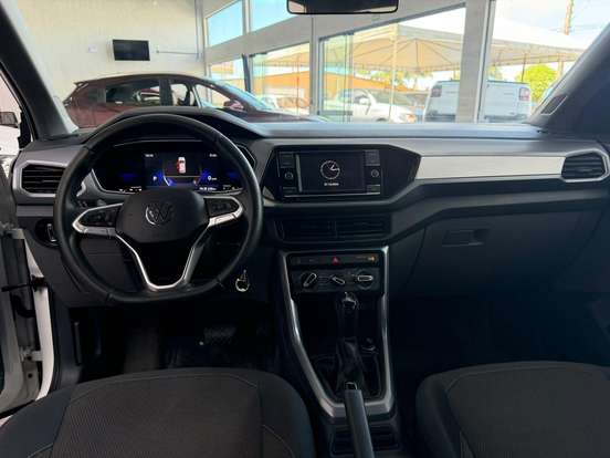 VOLKSWAGEN-T-CROSS-1.0 200 TSI TOTAL FLEX AUTOMÁTICO VOLKSWAGEN-T-CROSS-2022