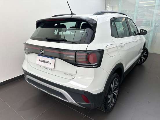 VOLKSWAGEN-T-CROSS-1.0 200 TSI TOTAL FLEX AUTOMÁTICO VOLKSWAGEN-T-CROSS-2024