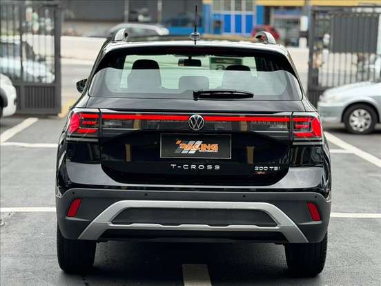 VOLKSWAGEN-T-CROSS-2025