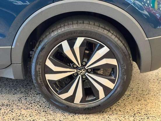 VOLKSWAGEN-T-CROSS-2024