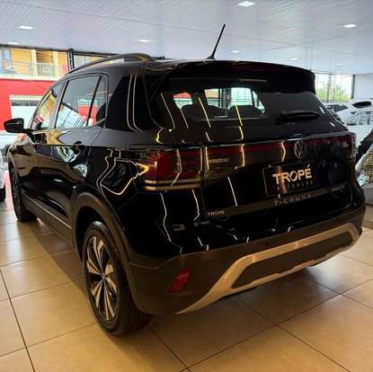 VOLKSWAGEN-T-CROSS-2024