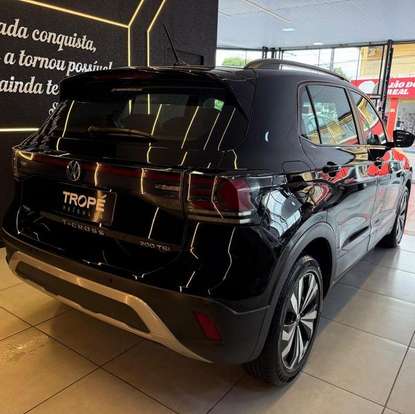 VOLKSWAGEN-T-CROSS-2024