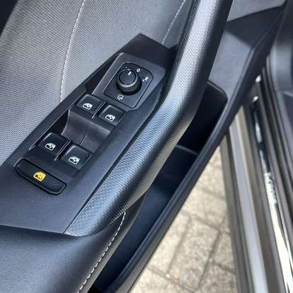 VOLKSWAGEN-T-CROSS-2025