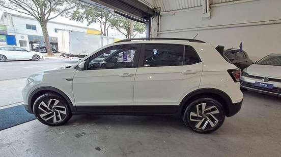 VOLKSWAGEN-T-CROSS-2025