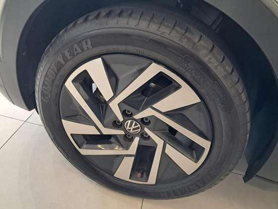 VOLKSWAGEN-T-CROSS-2025