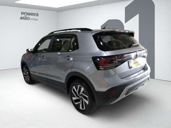 VOLKSWAGEN-T-CROSS-2024