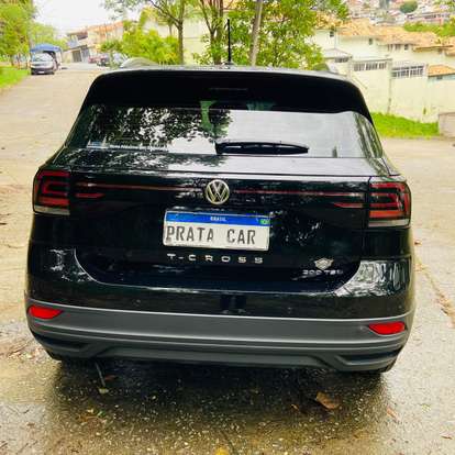 VOLKSWAGEN-T-CROSS-2020