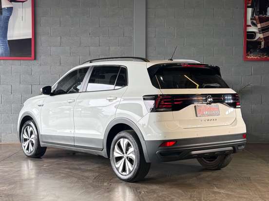VOLKSWAGEN-T-CROSS-2024
