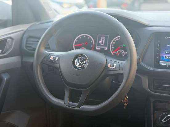 VOLKSWAGEN-T-CROSS-2021