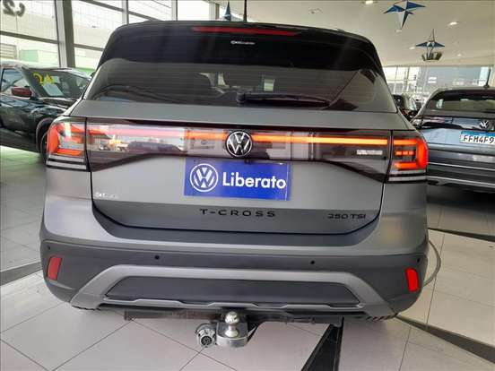 VOLKSWAGEN-T-CROSS-2025