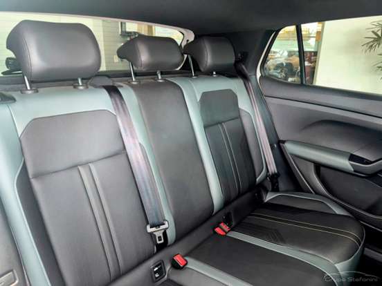 VOLKSWAGEN-T-CROSS-2025