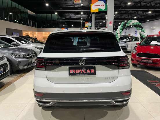 VOLKSWAGEN-T-CROSS-2023