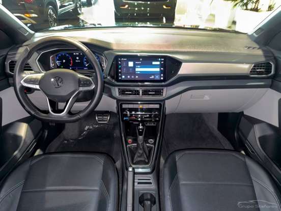 VOLKSWAGEN-T-CROSS-1.4 250 TSI TOTAL FLEX HIGHLINE AUTOMÁTICO VOLKSWAGEN-T-CROSS-2022