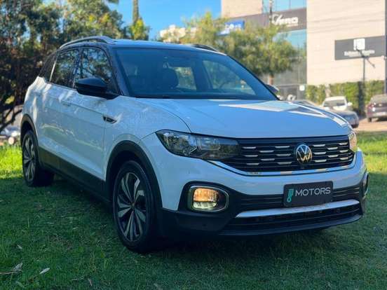 VOLKSWAGEN-T-CROSS-2022