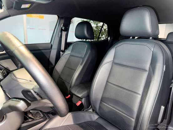 VOLKSWAGEN-T-CROSS-1.4 250 TSI TOTAL FLEX HIGHLINE AUTOMÁTICO VOLKSWAGEN-T-CROSS-2022