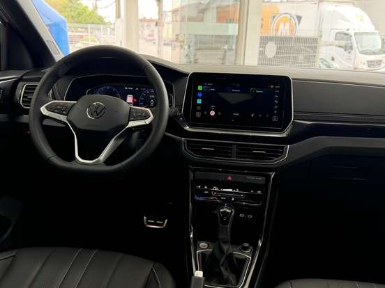 VOLKSWAGEN-T-CROSS-2026