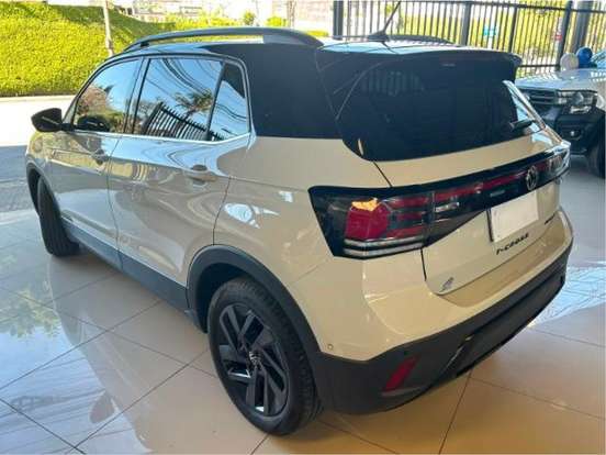 VOLKSWAGEN-T-CROSS-1.4 250 TSI TOTAL FLEX HIGHLINE AUTOMÁTICO VOLKSWAGEN-T-CROSS-2024