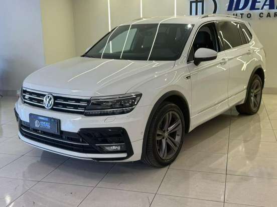 VOLKSWAGEN-TIGUAN-2018