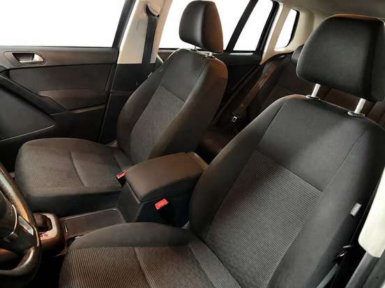 VOLKSWAGEN-TIGUAN-1.4 TSI 16V TURBO GASOLINA 4P DSG VOLKSWAGEN-TIGUAN-2017