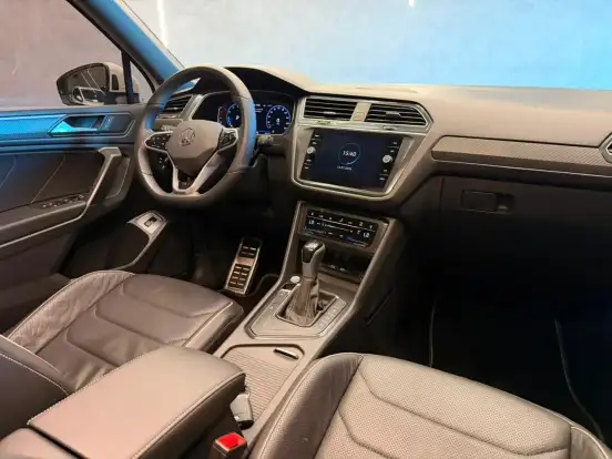 VOLKSWAGEN-TIGUAN-2.0 300 TSI GASOLINA ALLSPACE R-LINE AUTOMÁTICO VOLKSWAGEN-TIGUAN-2023