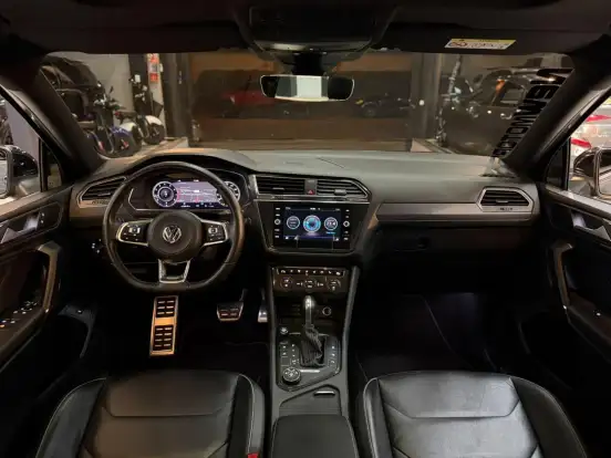 VOLKSWAGEN-TIGUAN-2018