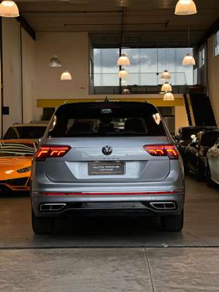 VOLKSWAGEN-TIGUAN-2023