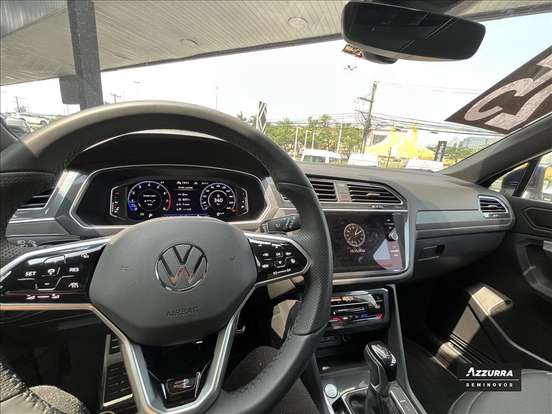 VOLKSWAGEN-TIGUAN-2024