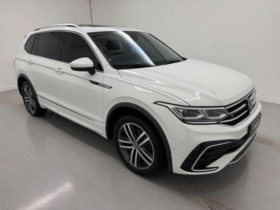 VOLKSWAGEN TIGUAN 2.0 300 TSI GASOLINA ALLSPACE R-LINE AUTOMÁTICO