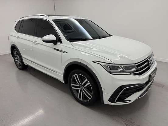 VOLKSWAGEN-TIGUAN-2.0 300 TSI GASOLINA ALLSPACE R-LINE AUTOMÁTICO VOLKSWAGEN-TIGUAN-2024