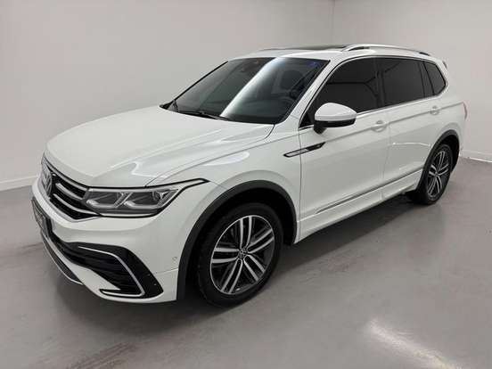 VOLKSWAGEN-TIGUAN-2024