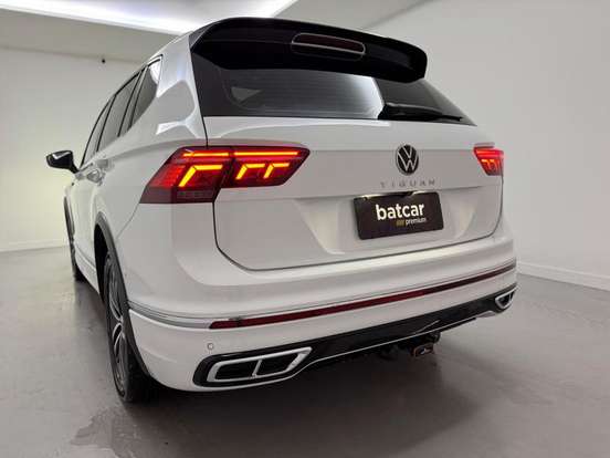 VOLKSWAGEN-TIGUAN-2024
