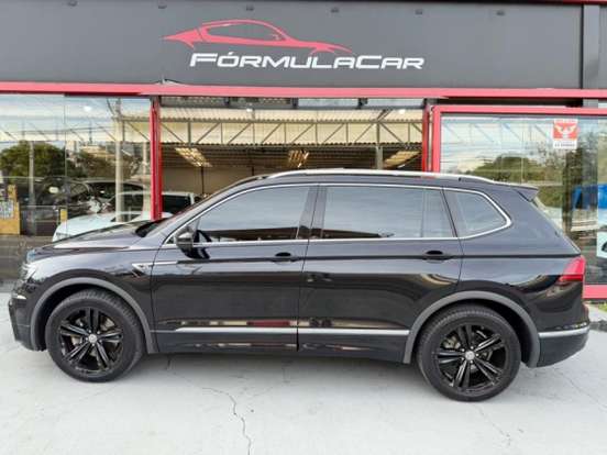 VOLKSWAGEN-TIGUAN-2019