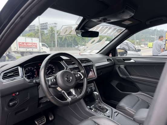 VOLKSWAGEN-TIGUAN-2018