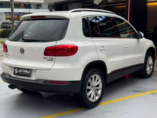 VOLKSWAGEN-TIGUAN-2.0 TSI 16V TURBO GASOLINA 4P TIPTRONIC VOLKSWAGEN-TIGUAN-2015