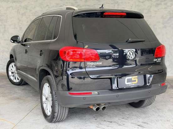 VOLKSWAGEN-TIGUAN-2014