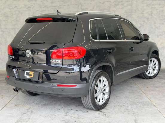 VOLKSWAGEN-TIGUAN-2014