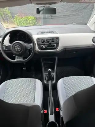 VOLKSWAGEN-UP-2014