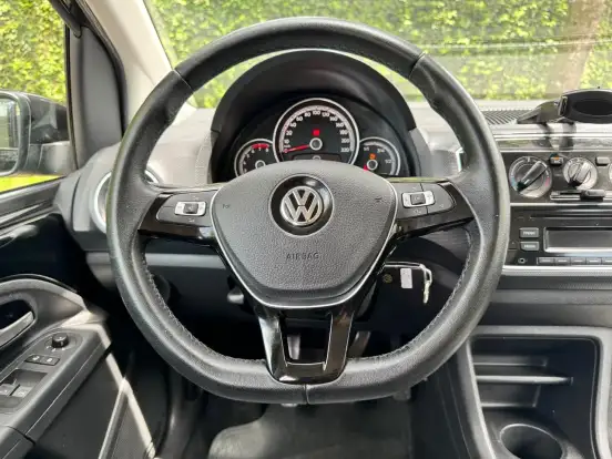 VOLKSWAGEN-UP-1.0 MPI MOVE UP 12V FLEX 4P MANUAL VOLKSWAGEN-UP-2018