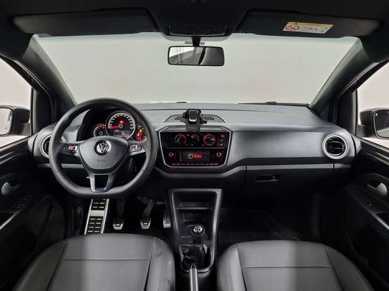 VOLKSWAGEN-UP-2019
