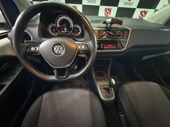 VOLKSWAGEN-UP-2018