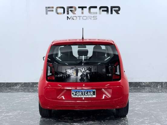 VOLKSWAGEN-UP-2015