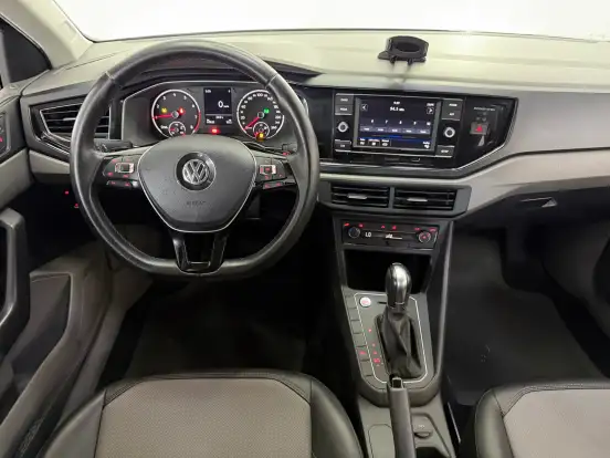 VOLKSWAGEN-VIRTUS-2020
