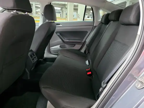VOLKSWAGEN-VIRTUS-1.0 200 TSI COMFORTLINE AUTOMÁTICO VOLKSWAGEN-VIRTUS-2018