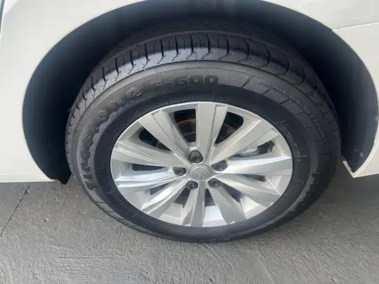 VOLKSWAGEN-VIRTUS-1.0 200 TSI COMFORTLINE AUTOMÁTICO VOLKSWAGEN-VIRTUS-2018