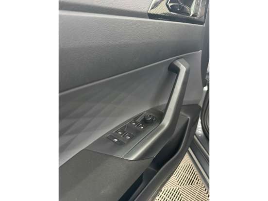 VOLKSWAGEN-VIRTUS-1.0 170 TSI AUTOMÁTICO VOLKSWAGEN-VIRTUS-2024