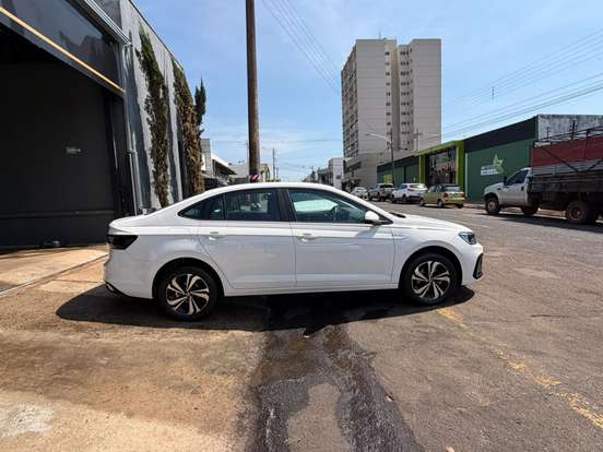 VOLKSWAGEN-VIRTUS-1.0 200 TSI COMFORTLINE AUTOMÁTICO VOLKSWAGEN-VIRTUS-2024
